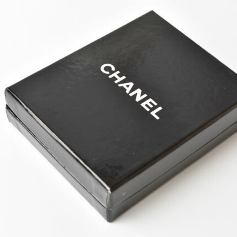 CHANEL Authentic Gold Brooch - Picture 5 of 5